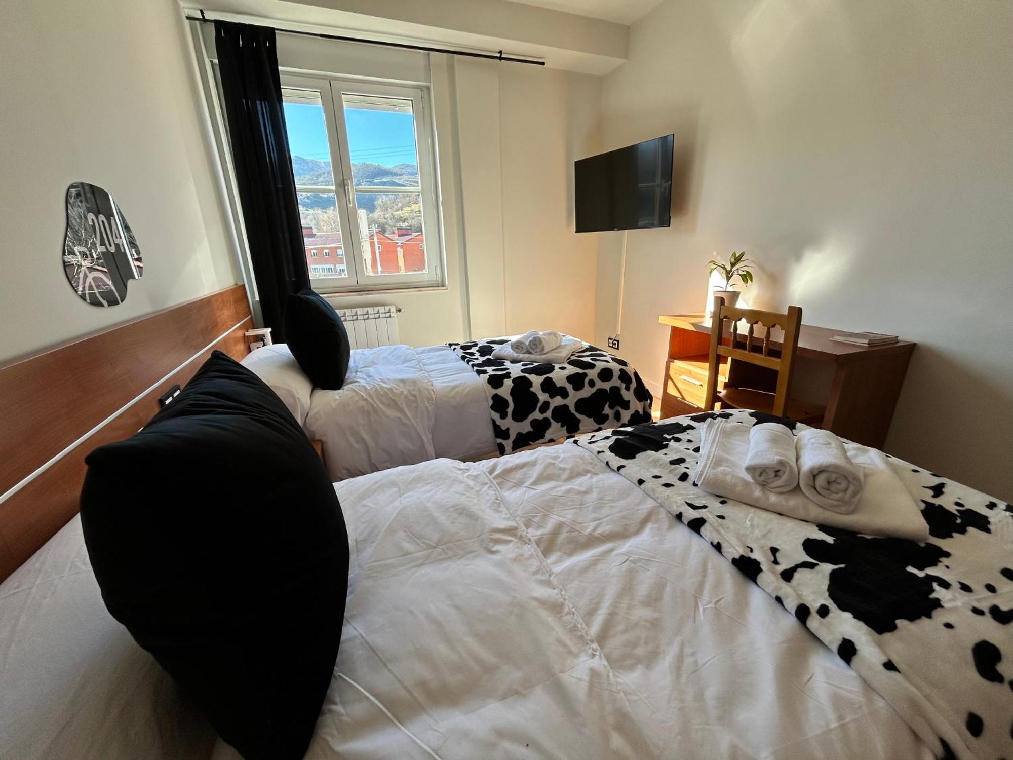 Bicis & Vacas Hotell La Pola de Gordon Eksteriør bilde