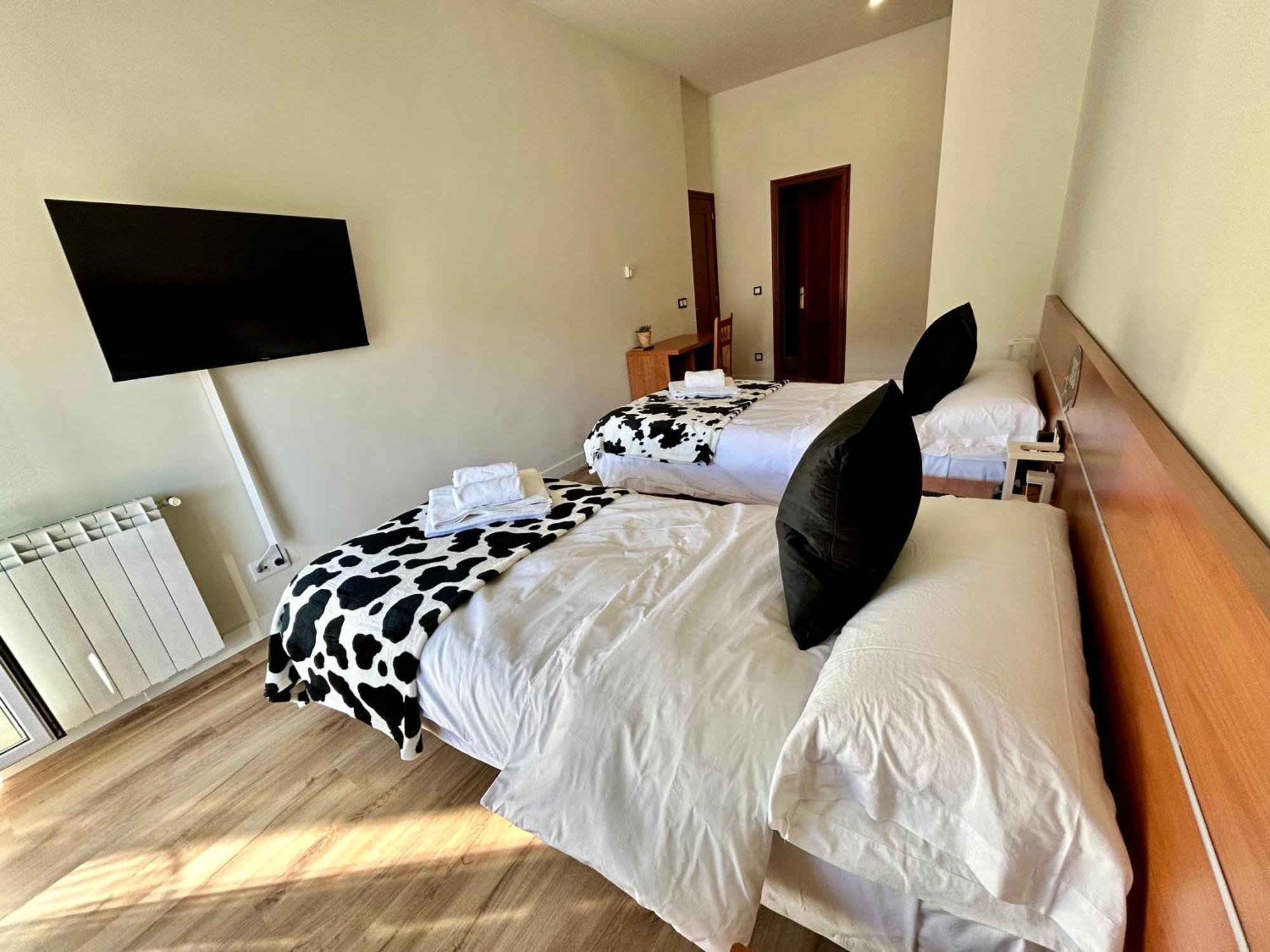 Bicis & Vacas Hotell La Pola de Gordon Eksteriør bilde